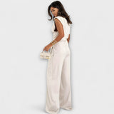 Asymetrický set s dramatickými rameny