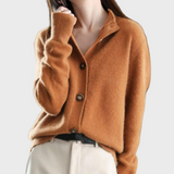 Elegantní a pohodlný pletený vest