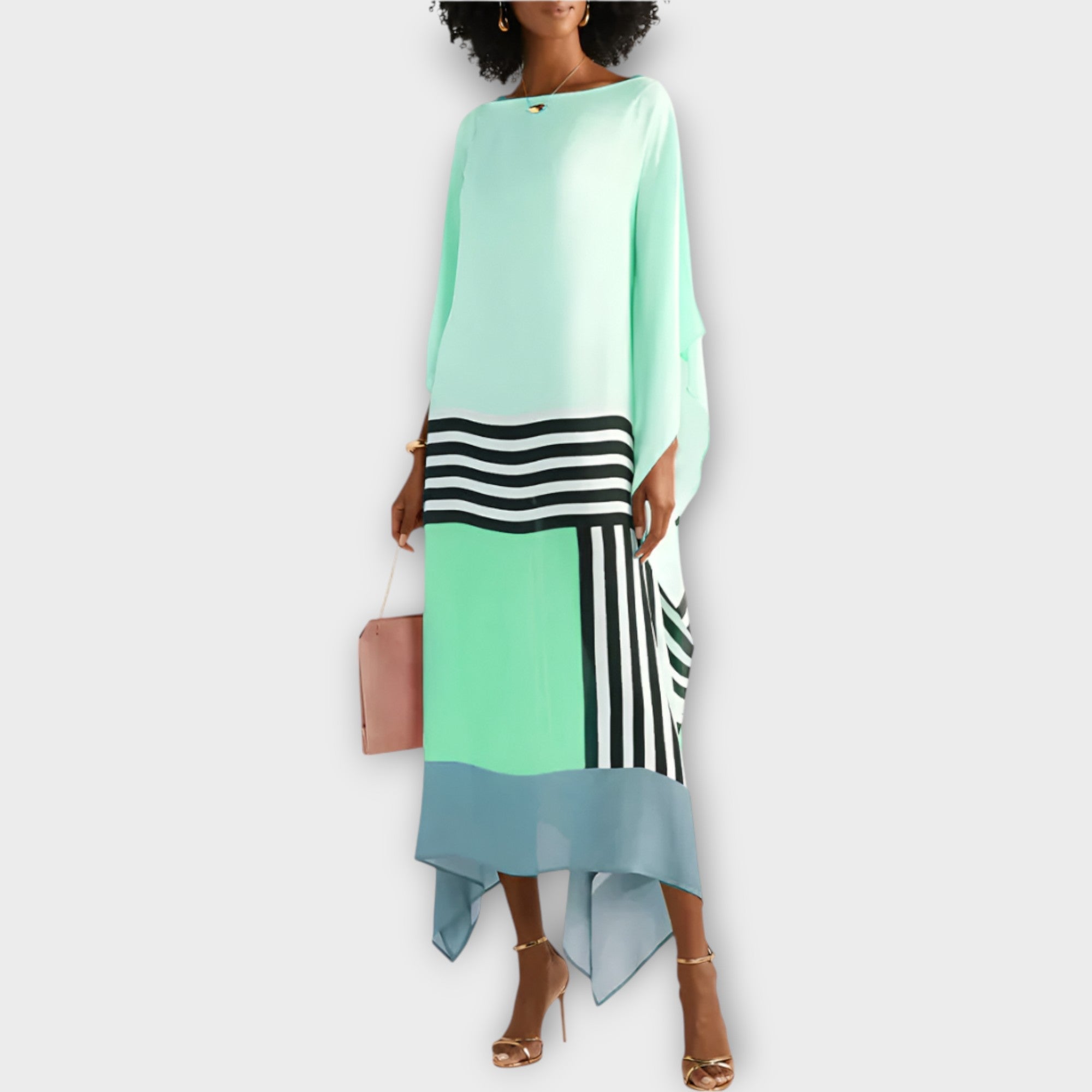 Kaftan s liniovým designem