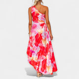 Šaty s asymetrickým designem