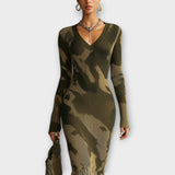 Maxi šaty s pleteným lemem a třásněmi