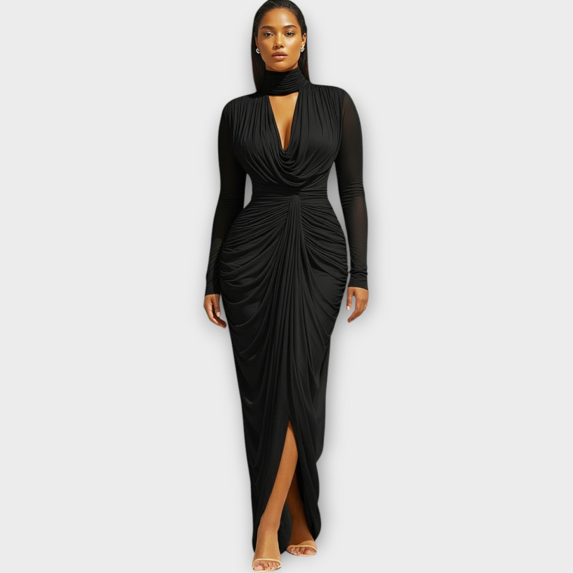 Elegantní večerní šaty s vysokým výstřihem