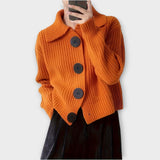 Hedvábný pletený cardigan s oversized knoflíky