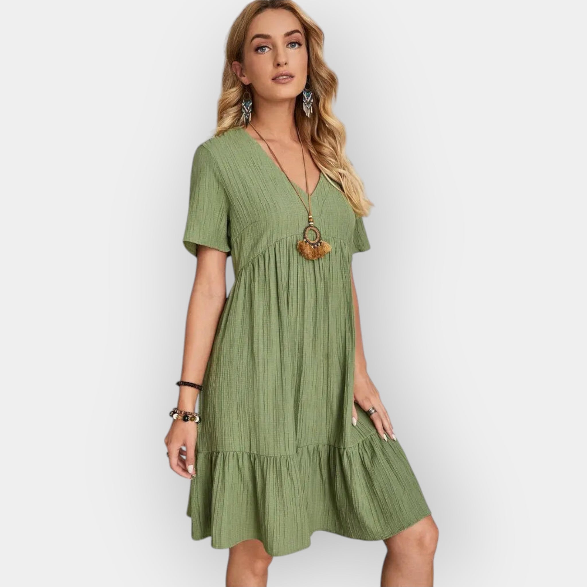 Mini šaty s V výstřihem