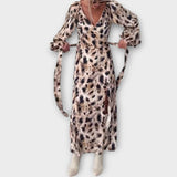 Šaty midi s potiskem zvířecí srsti a dlouhým rukávem