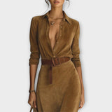 Elegantní maxi šaty z semiše s páskem