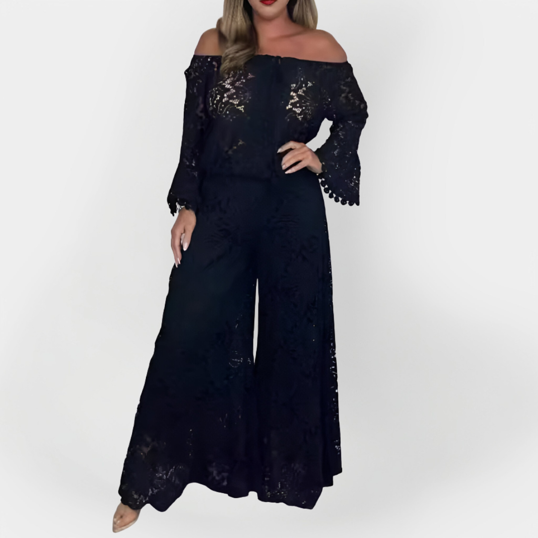 Dlouhý overal s off-shoulder designem a krajkou