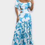 Šaty zvýrazňující siluetu vyrobené z luxusní látky