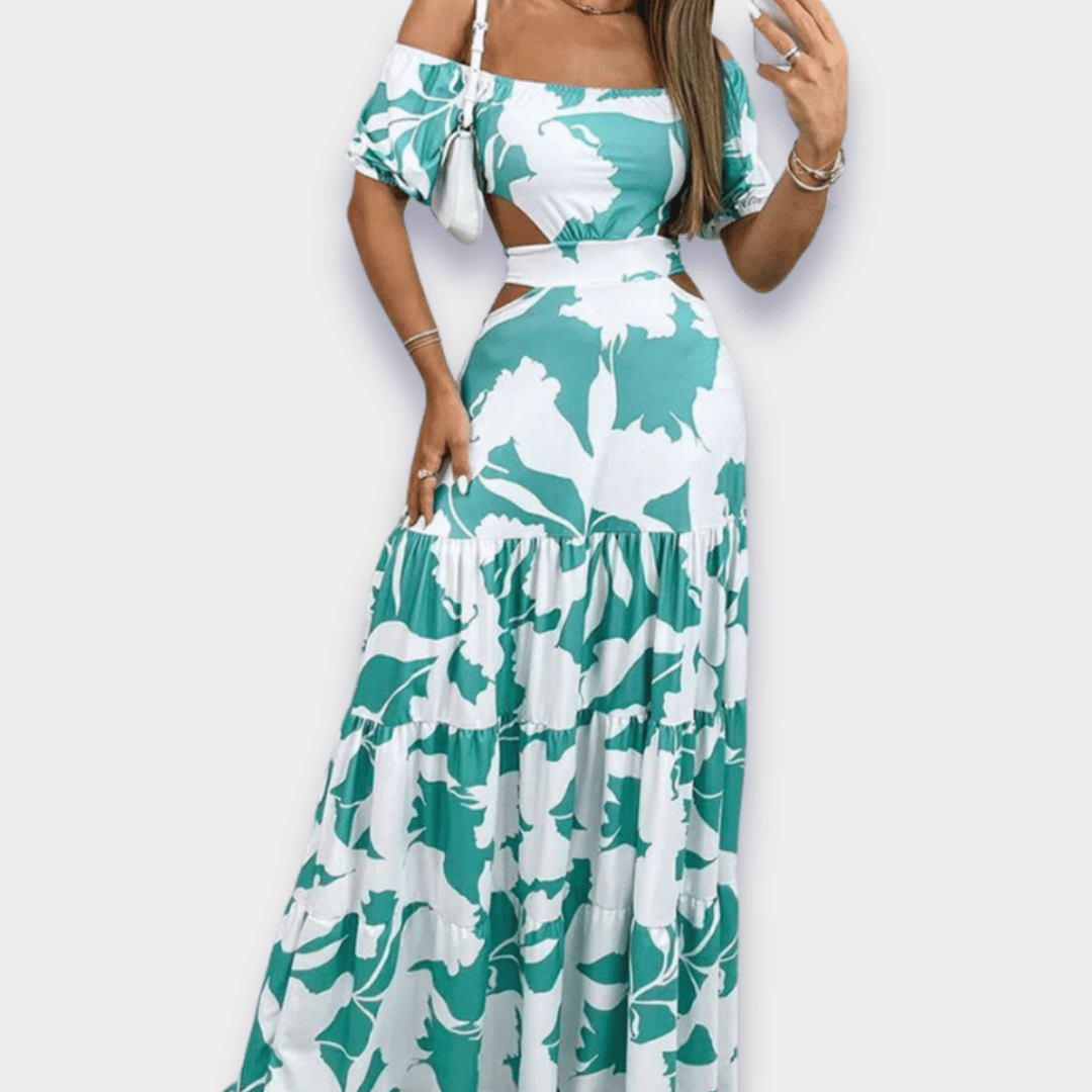 Šaty zvýrazňující siluetu vyrobené z luxusní látky