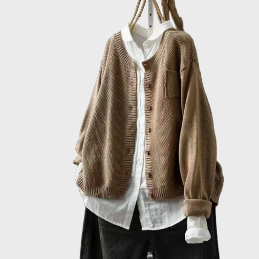 Měkký pletený vest