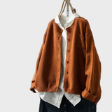 Měkký pletený vest