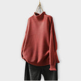 Minimalistický texturovaný svetr s vysokým límcem