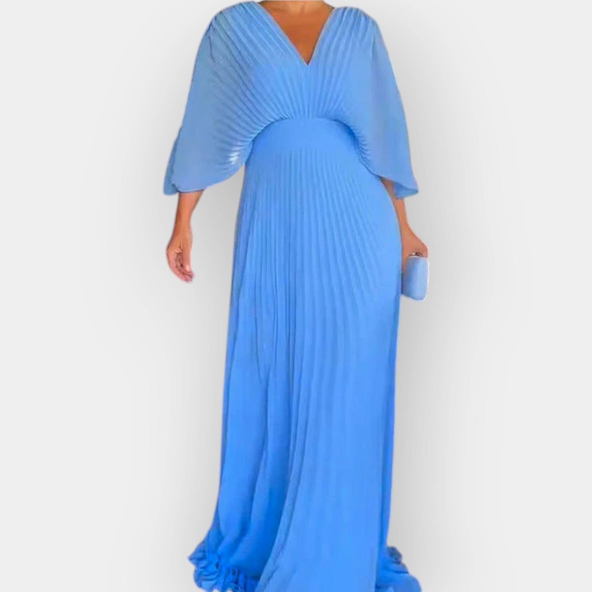 Elegantní plisovaná šaty se stylovým střihem