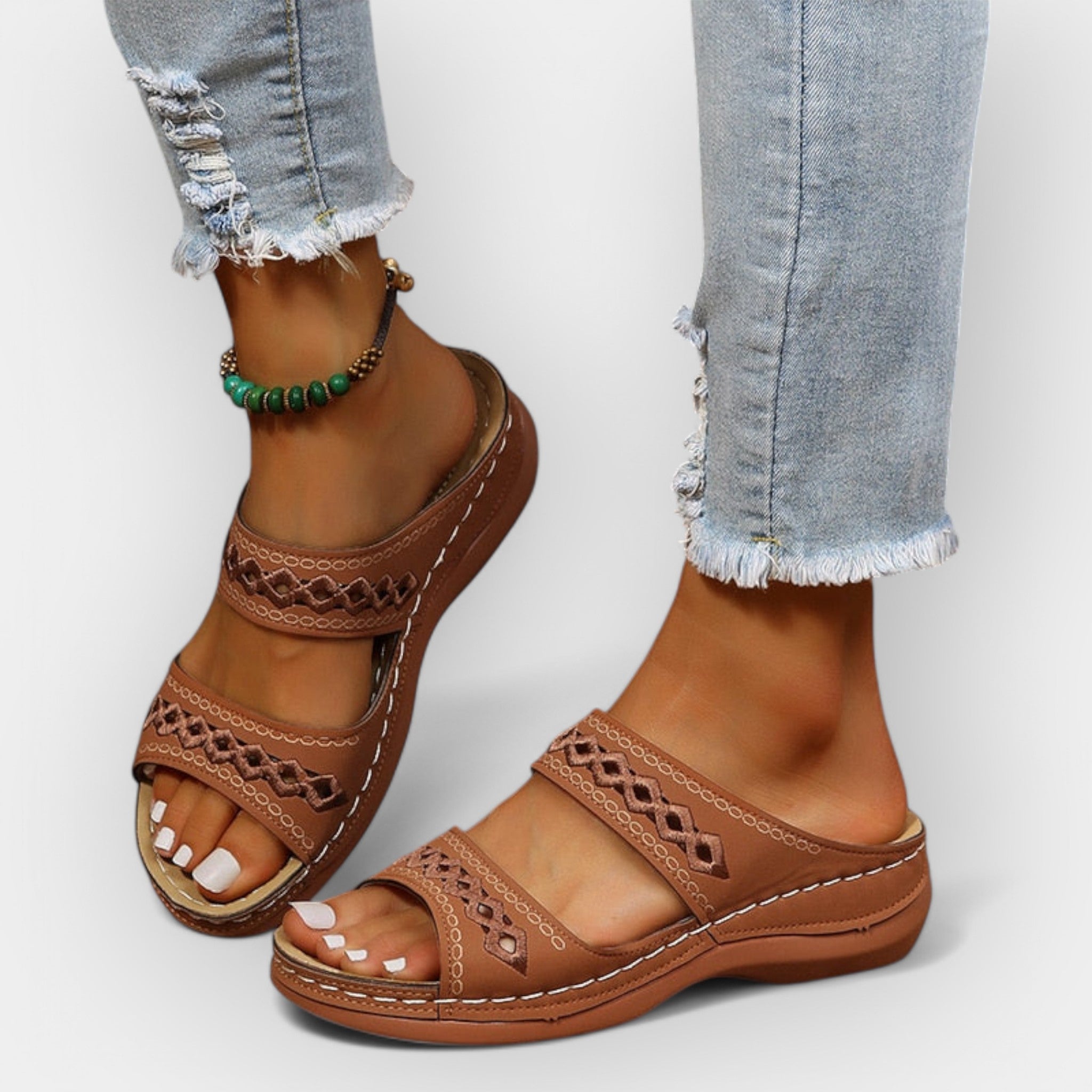 Anatomické sandály s elegantním designem