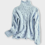 Ksenia Kašmírový Rolák s Pleteným Vzorem