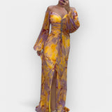 Vzdušné šaty s otvorem