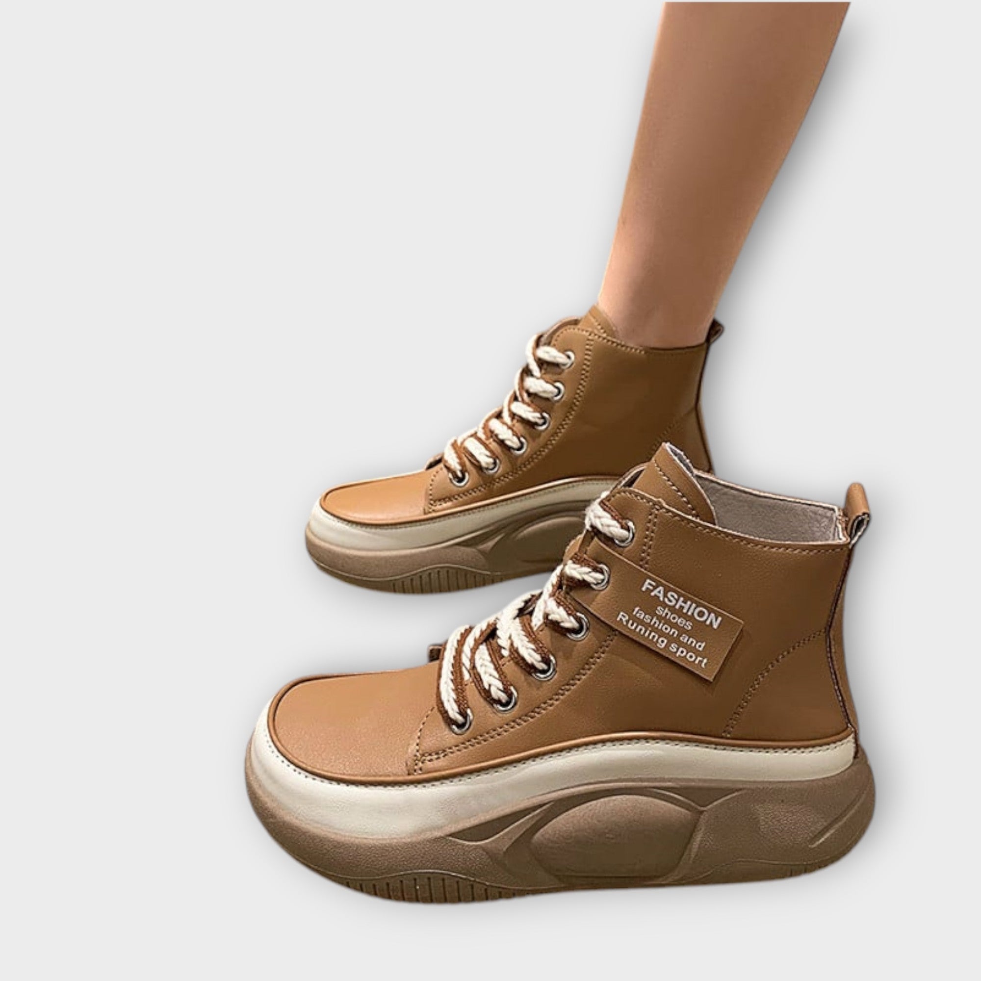 Tenisky na platformě ve street stylu