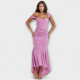 Dlouhé šaty s elegantním a rafinovaným korzetem