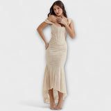 Dlouhé šaty s elegantním a rafinovaným korzetem