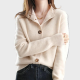 Elegantní a pohodlný pletený vest