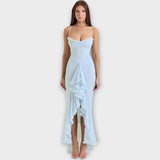 Elegantní večerní šaty s volány