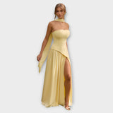 Romantické osvětlené formální šaty