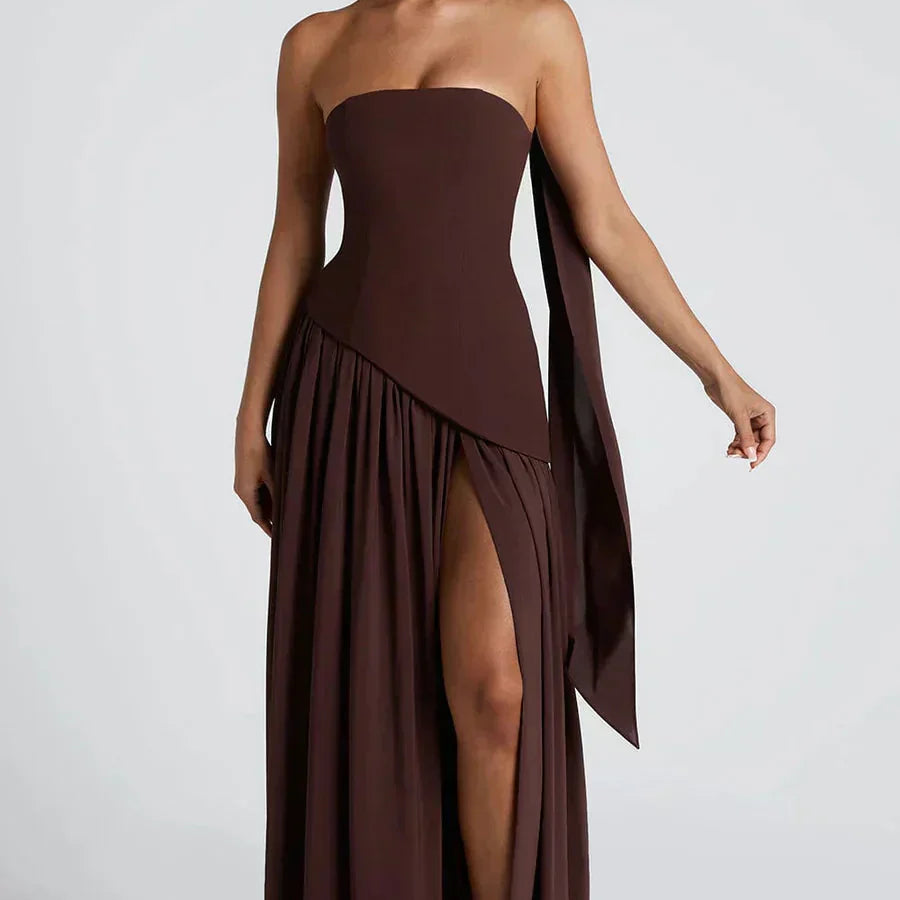 Maxi šaty s třídou, které ohromují